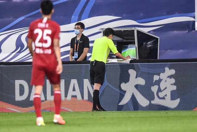 郭昊文20分同曦不敌浙江 余嘉豪16分琼斯29分